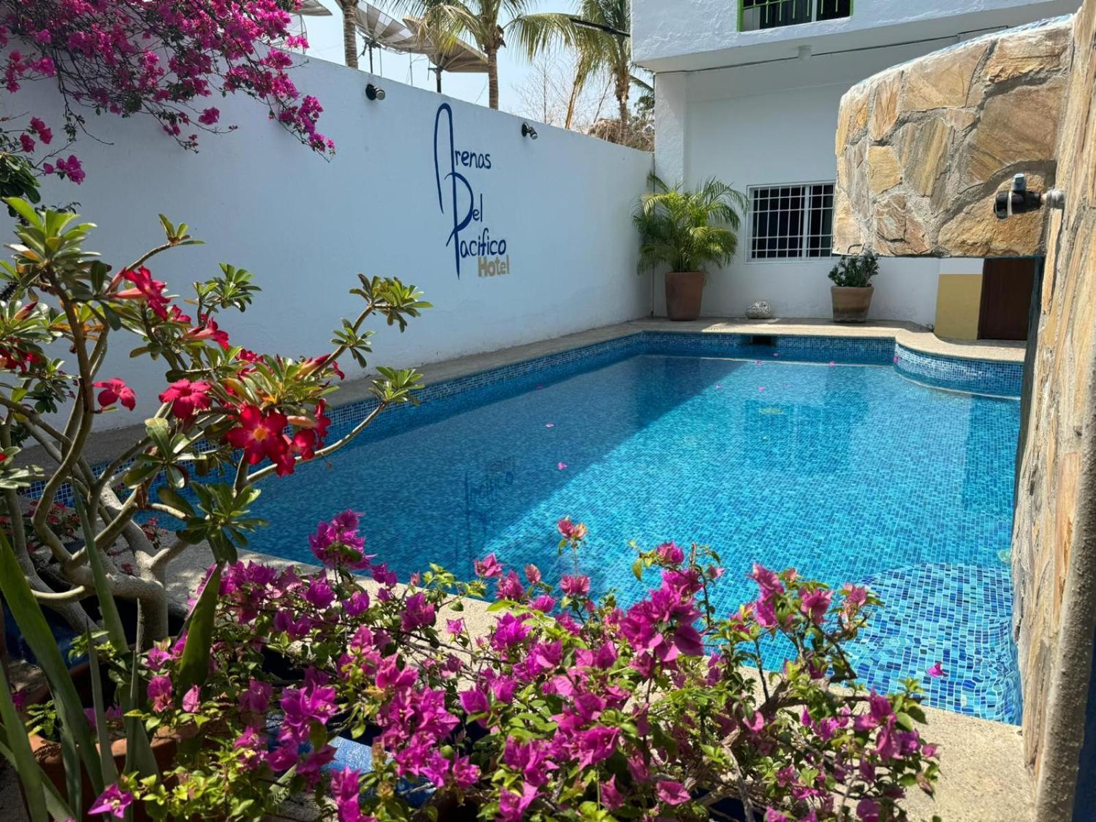 Hotel Arenas Del Pacifico Santa Cruz Huatulco Exteriör bild