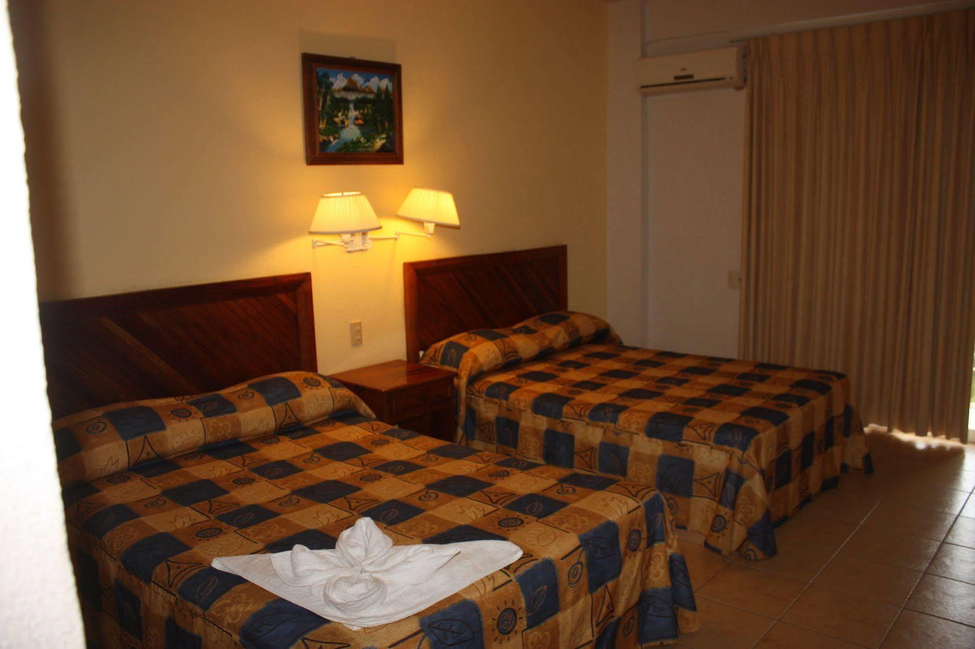 Hotel Arenas Del Pacifico Santa Cruz Huatulco Exteriör bild